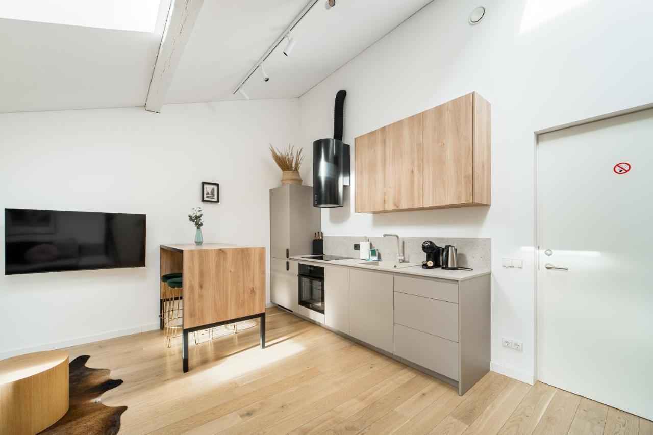Owl Jazz Apartments - Luxury Apartments In The Heart Of The City คอนัส ภายนอก รูปภาพ